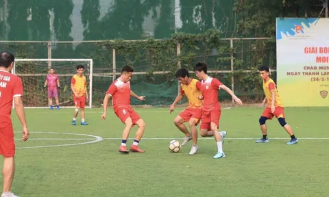 Trung ương Hội Luật gia Việt Nam và Viện KSND tối cao giao hữu bóng đá