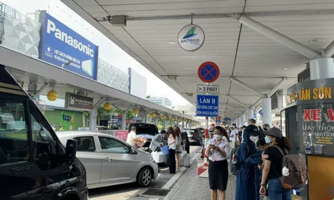 Yêu cầu ngăn ngừa taxi “chặt chém, ép giá” tại Cảng HKQT Tân Sơn Nhất
