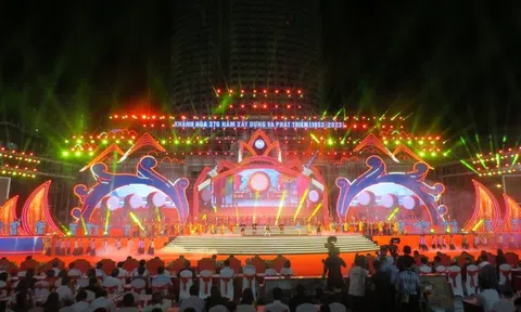 Thủ tướng Phạm Minh Chính dự lễ kỷ niệm 370 năm xây dựng và phát triển tỉnh Khánh Hòa