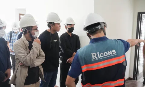 Ricons lãi đột biến